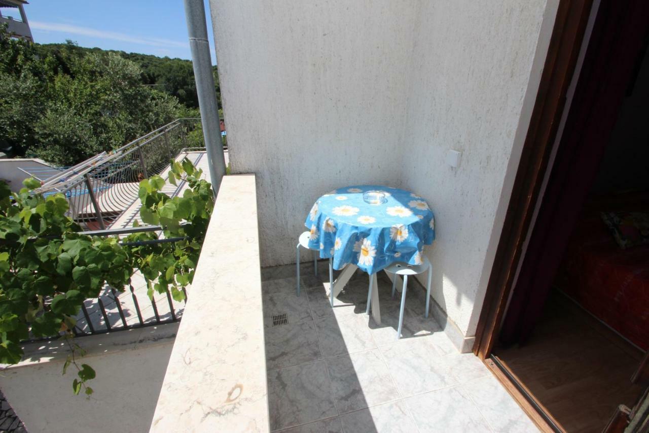 Apartment Sandi Врсар Экстерьер фото