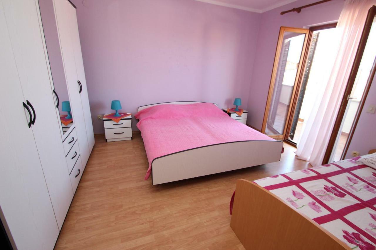 Apartment Sandi Врсар Экстерьер фото